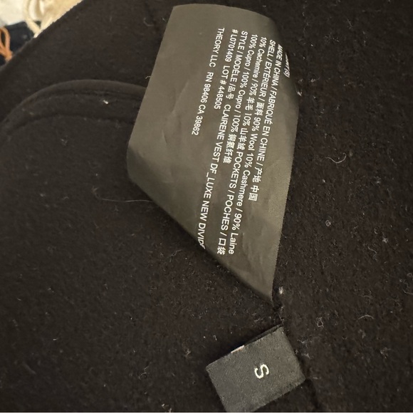 Women's Theory Black Hooded Vest - Picture 7 of 7